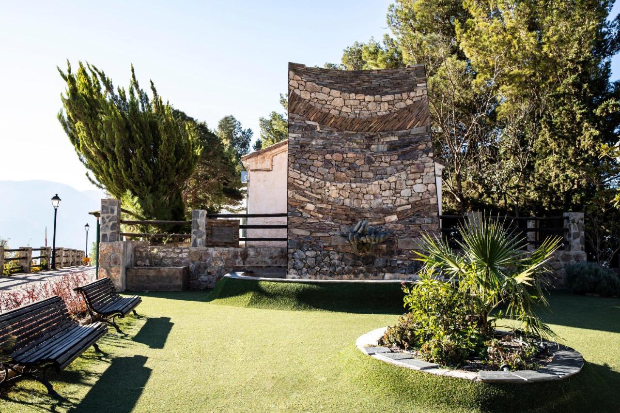 Tuguest Alpujarra Iv